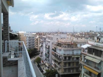 Ανακαινισμένο διαμέρισμα με θέα Λιμάνι Κάστρα Θεσσαλονίκη Κέντρο